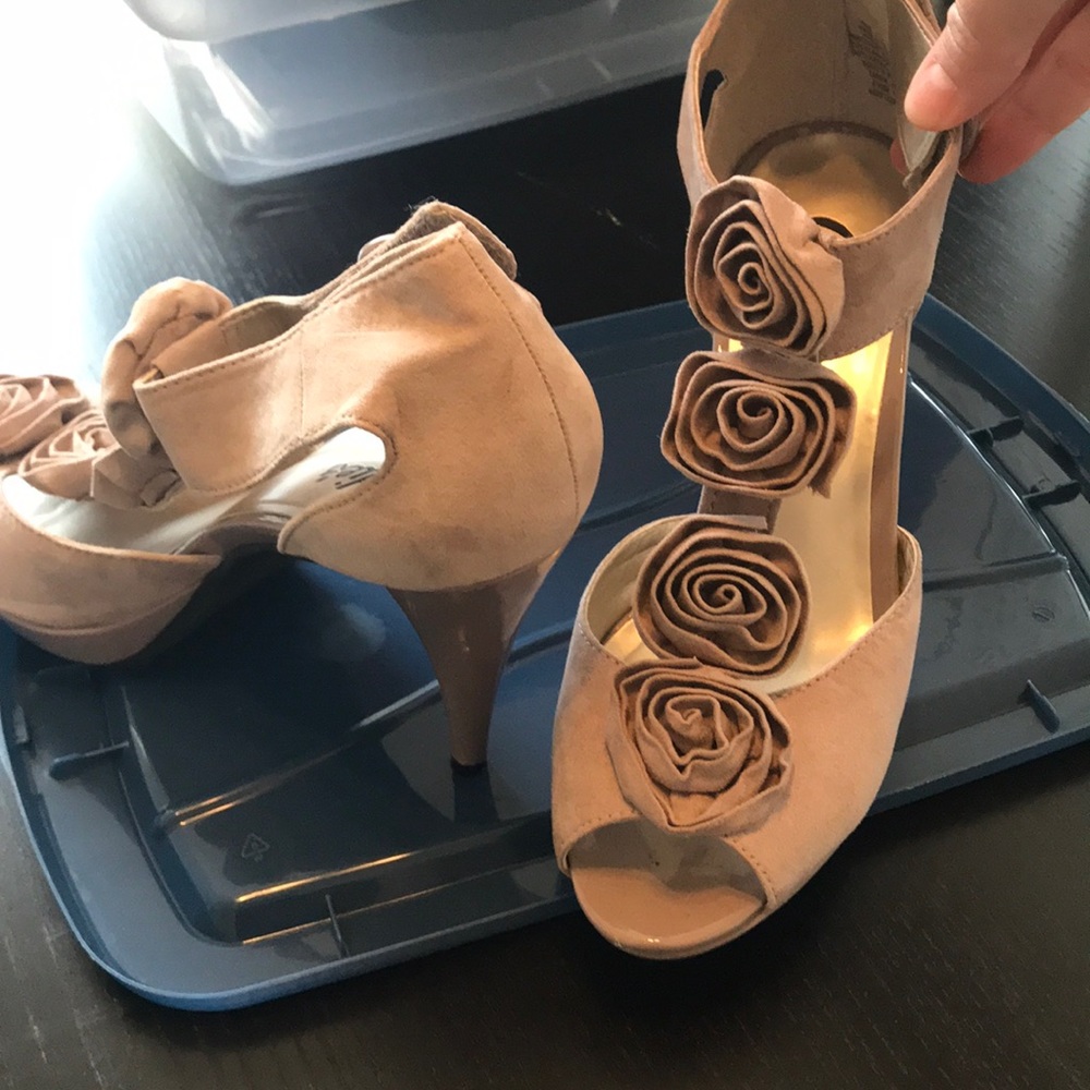 Floral heels